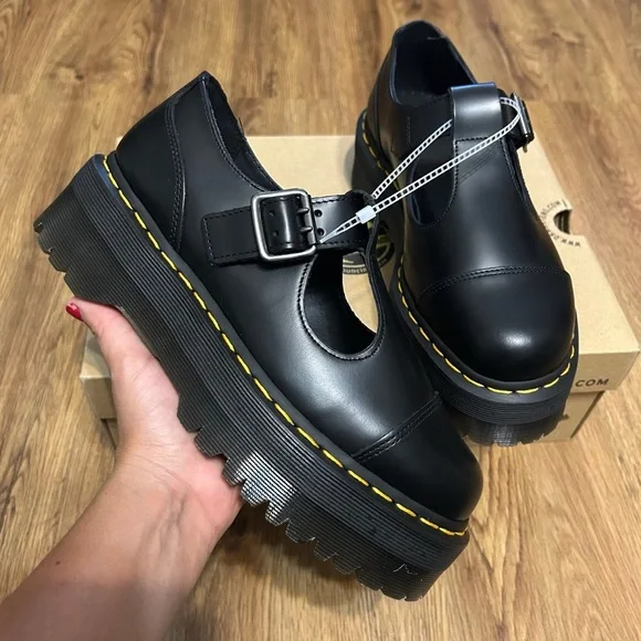 DR MARTENS Bethan black leather platform oxfords shoes women’s 7 new - Picture 1 of 8